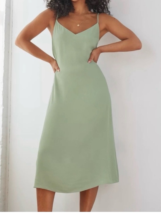 Wilfred Dresses & Skirts - Wilfred Whirlwind midi Dress